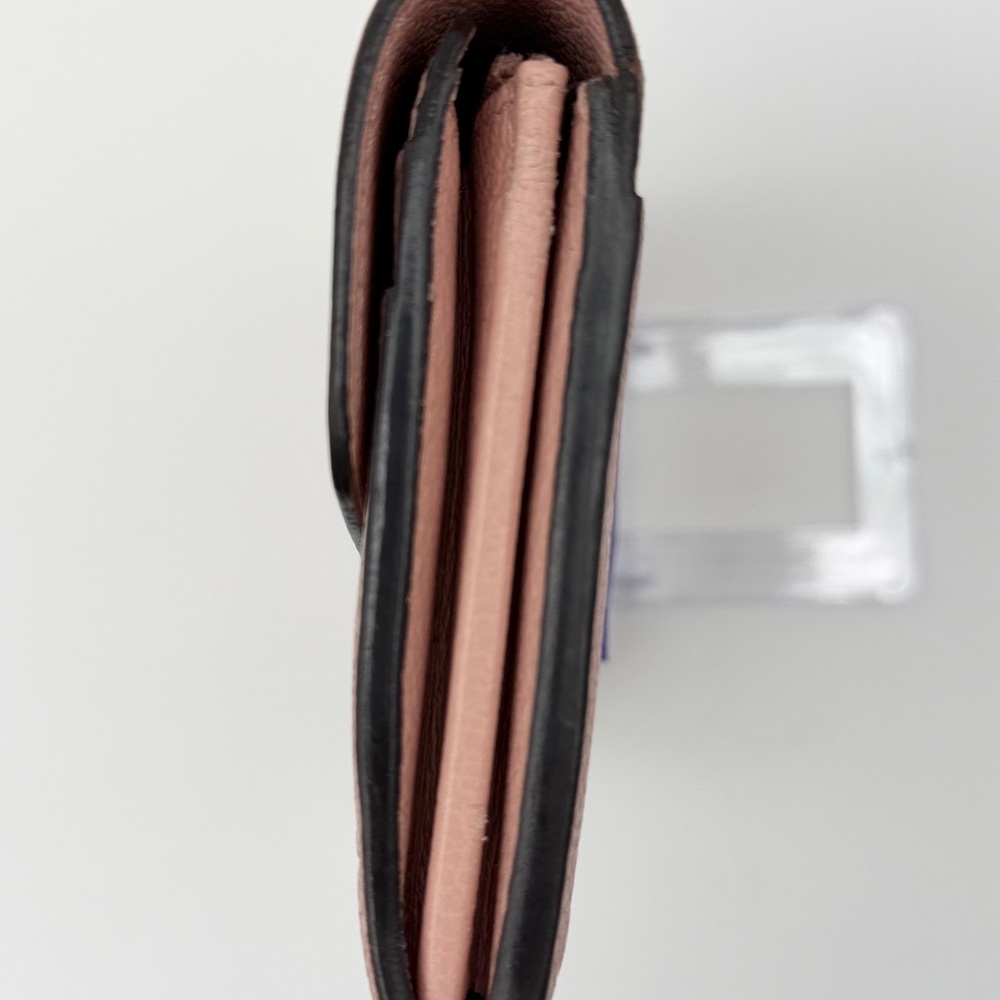 Louis Vuitton Poudre Empriente Sarah Wallet w/ Chain Blush Pink - Picture 15 of 16